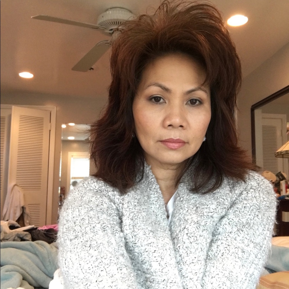 Meet your Posher, Huong